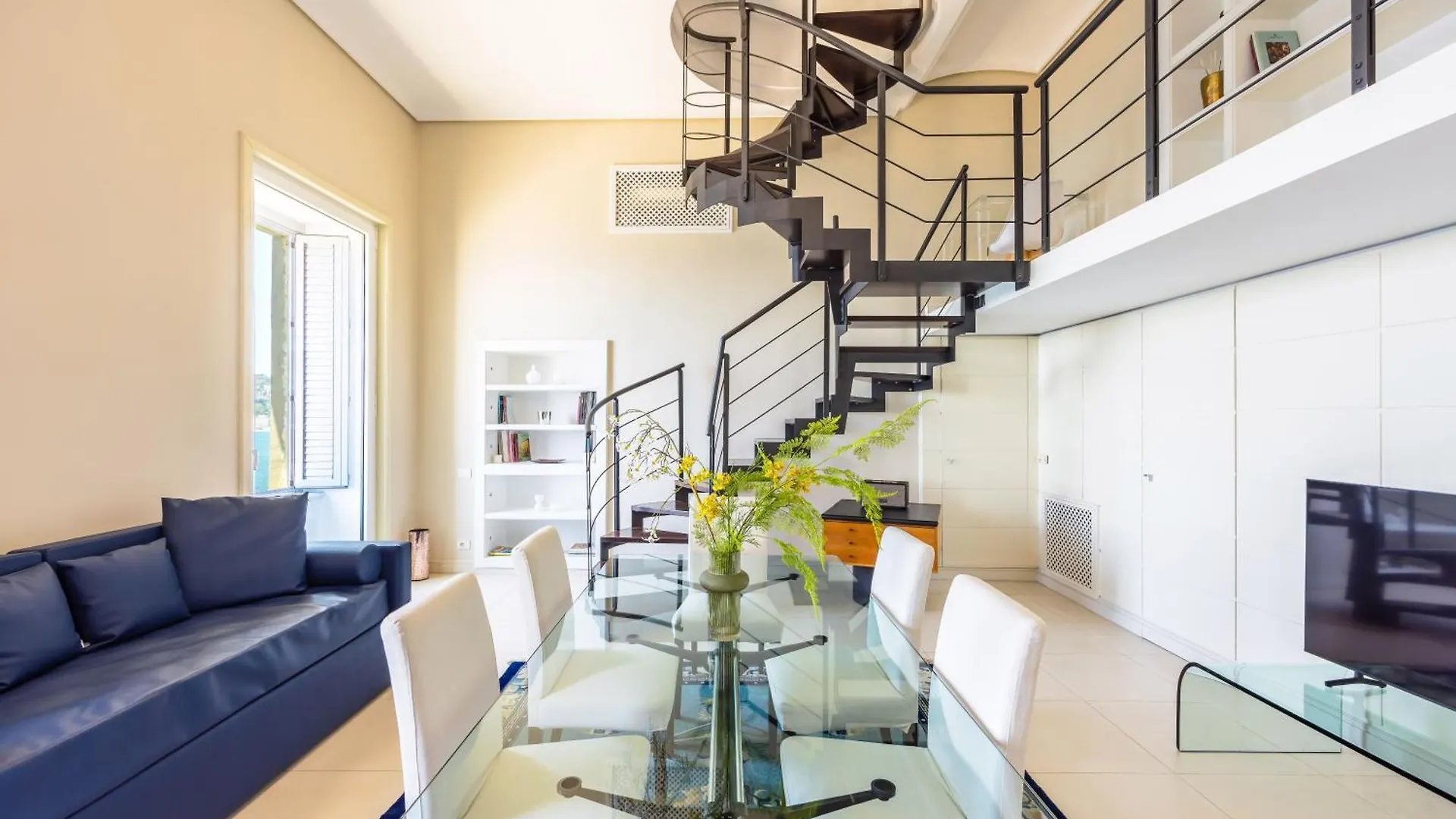 Apartment Blu Breeze On Seafront With Parking By Napoliapartments Italy
