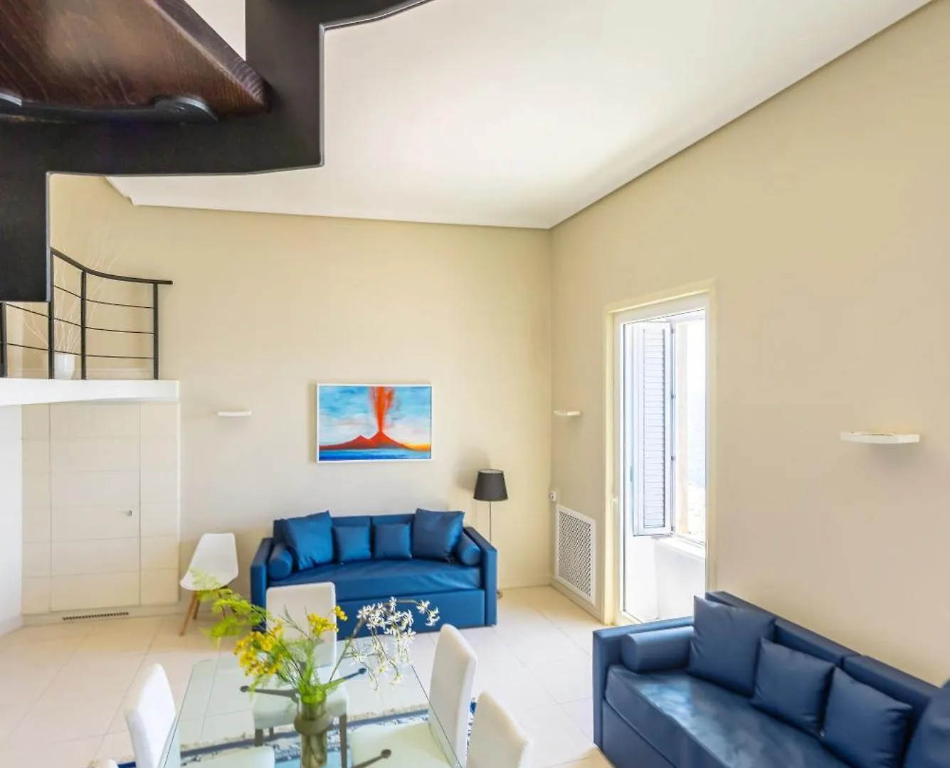Apartment Blu Breeze On Seafront With Parking By Napoliapartments