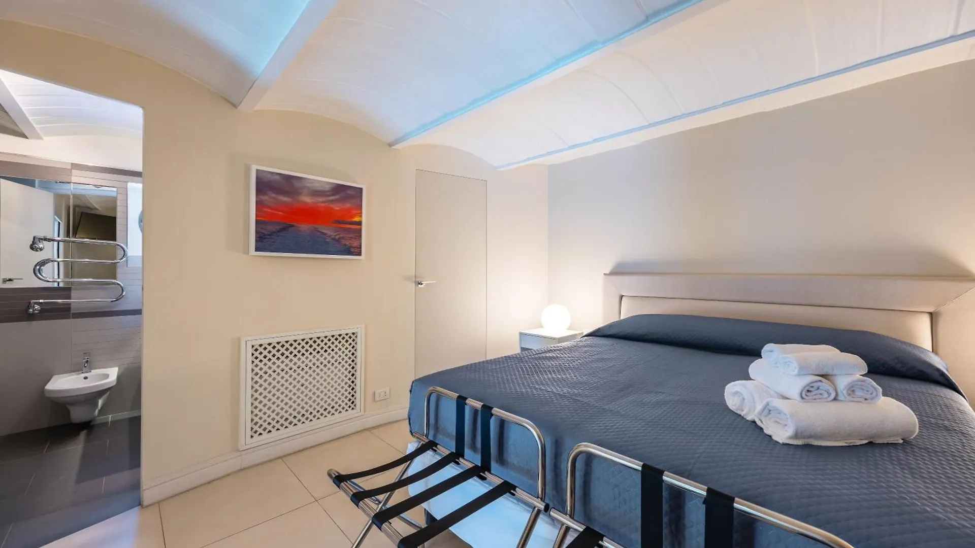 Διαμέρισμα Blu Breeze On Seafront With Parking By Napoliapartments